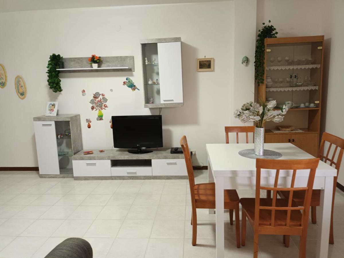 Casa Vacanza Gianna มันดูเรีย ภายนอก รูปภาพ